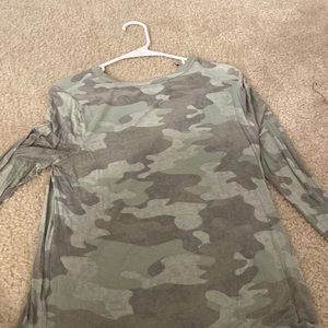 Long sleeve camo print shirt
